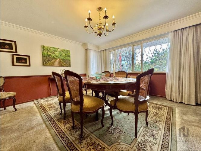 Casa en venta en San Patricio, Bogotá · foto 2 de 17