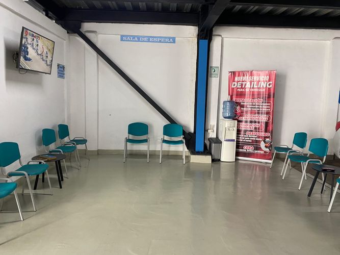 Edificio en venta en Sector Plaza De Bolivar, Pereira, 664 m² · foto 2 de 12