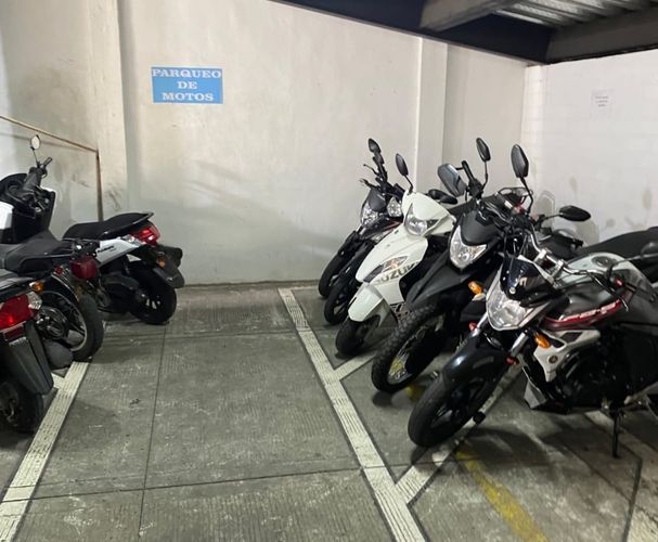 Edificio en venta en Sector Plaza De Bolivar, Pereira, 664 m² · foto 4 de 12