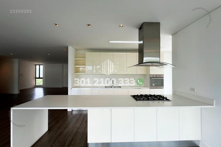 Apartamento en arriendo en Los Balsos, Medellín · foto 7 de 24