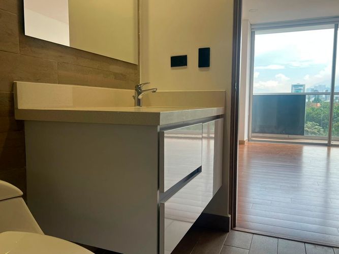 Apartamento de 1 alcoba en arriendo en El Poblado, Medellín, 73 m² · foto 17 de 18
