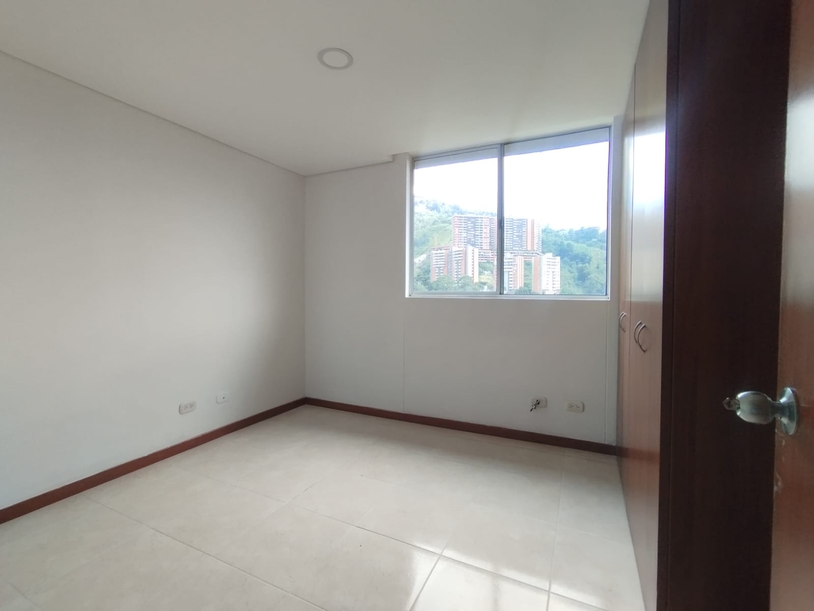 Apartamento en arriendo en Las Antillas, Envigado · foto 8 de 20