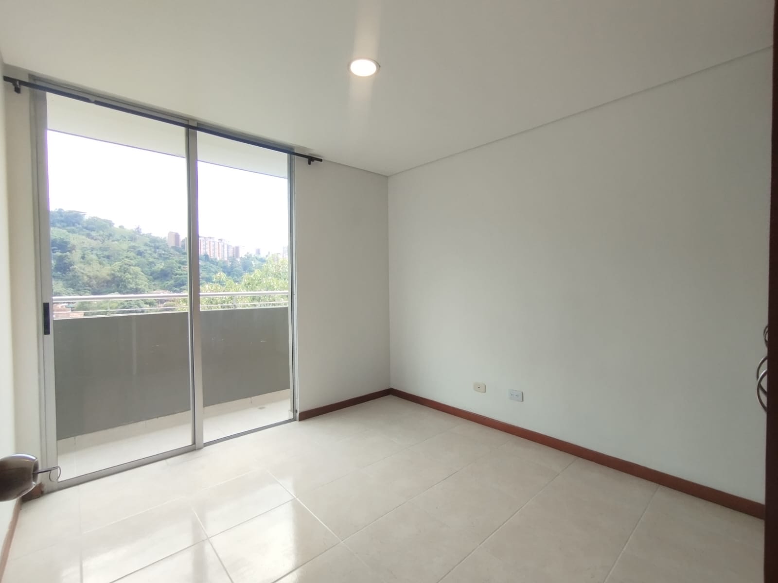 Apartamento en arriendo en Las Antillas, Envigado · foto 12 de 20