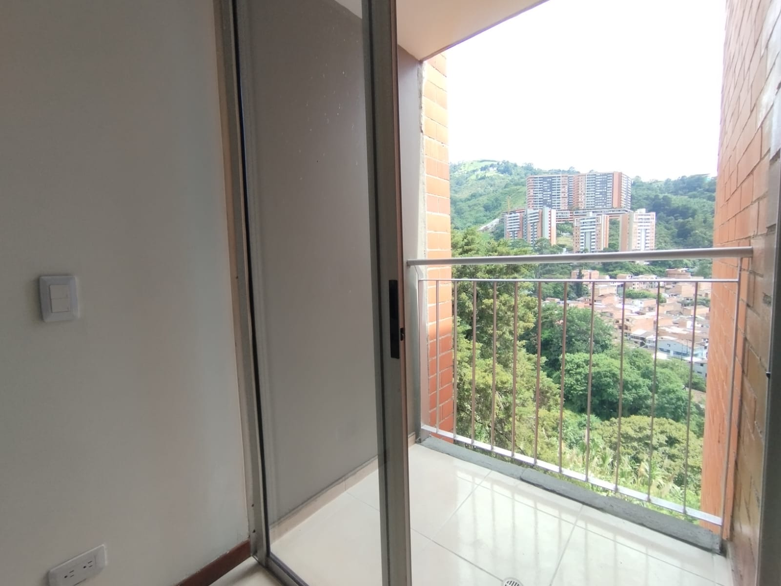Apartamento en arriendo en Las Antillas, Envigado · foto 13 de 20