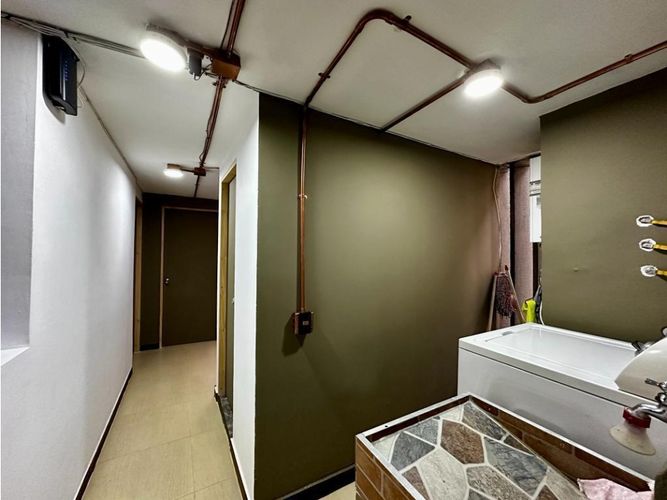 Apartamento en venta en La Aguacatala, Medellín · foto 20 de 21
