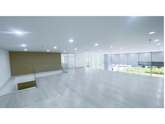 Local en arriendo en Manila, Medellín, 263 m² · foto 5 de 6
