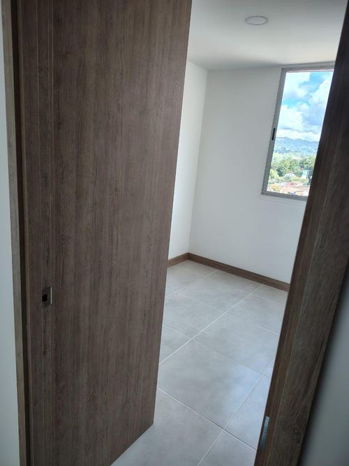 Apartamento de 3 alcobas en venta en La Ceja, 68 m² · foto 9 de 17