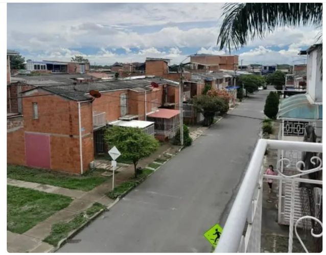 Casa de 6 alcobas en venta en Popular, Jamundí, 180 m² · foto 2 de 15