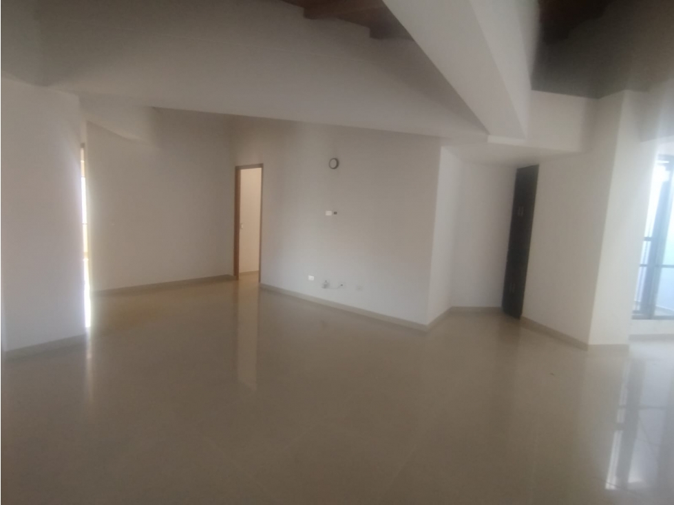 Apartamento en venta en Aves Maria, Sabaneta · foto 8 de 24