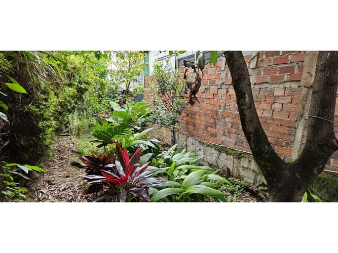 Casa de 4 alcobas en venta en La América, Medellín, 463 m² · foto 7 de 7