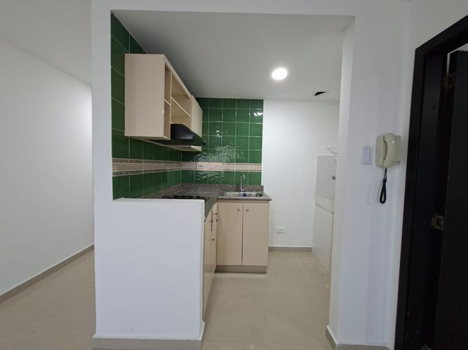 Apartamento de 1 alcoba en venta en Lago Alto, Barranquilla, 42 m² · foto 2 de 9
