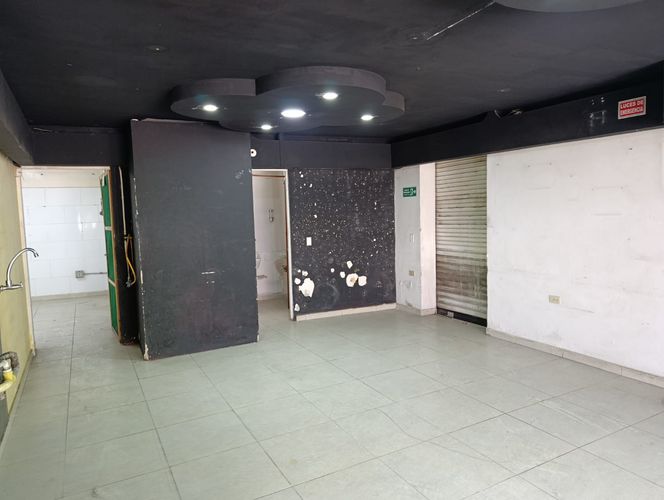 Local en arriendo en Loma De La Doctora, Sabaneta, 75 m² · foto 6 de 11