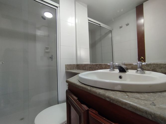 Apartamento de 2 alcobas en arriendo en Patio Bonito, Medellín, 90 m² · foto 16 de 19