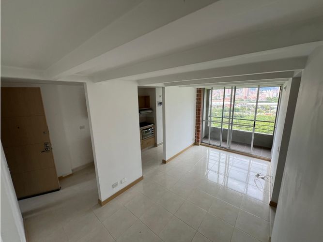 Apartamento de 3 alcobas en venta en Bello, 62 m² · foto 3 de 23