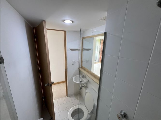 Apartamento de 3 alcobas en venta en Bello, 62 m² · foto 6 de 23