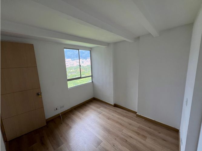 Apartamento de 3 alcobas en venta en Bello, 62 m² · foto 9 de 23