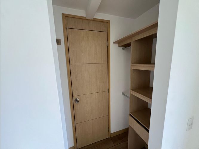 Apartamento de 3 alcobas en venta en Bello, 62 m² · foto 10 de 23