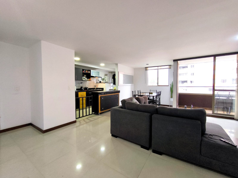Apartamento en arriendo en La Abadia, Envigado · foto 6 de 19
