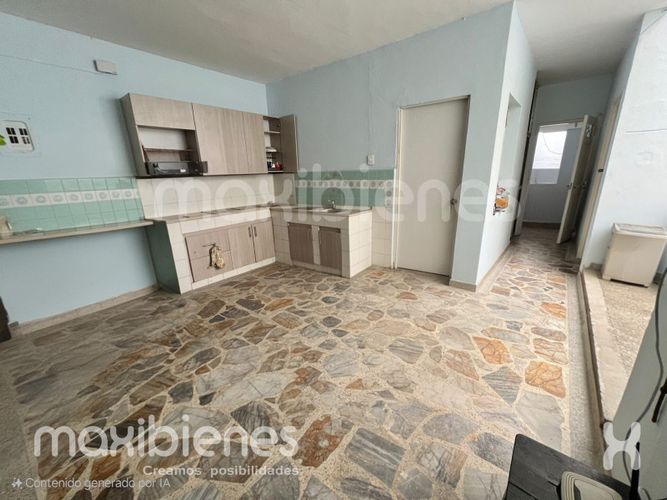 Casa de 7 alcobas en venta en Prado, Medellín, 146 m² · foto 2 de 13