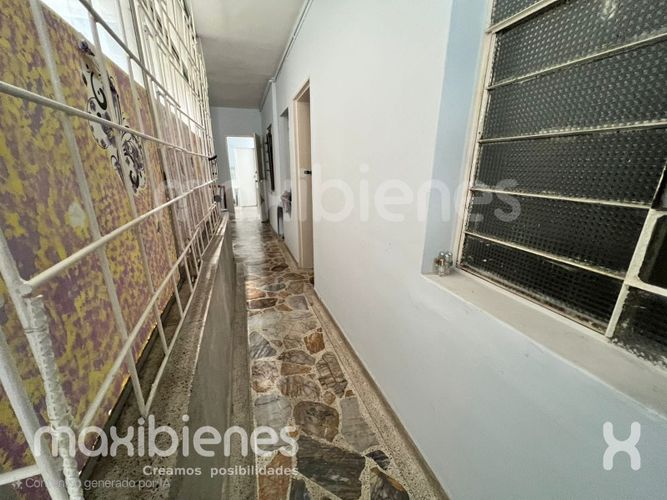 Casa de 7 alcobas en venta en Prado, Medellín, 146 m² · foto 4 de 13