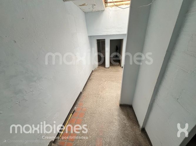 Casa de 7 alcobas en venta en Prado, Medellín, 146 m² · foto 9 de 13