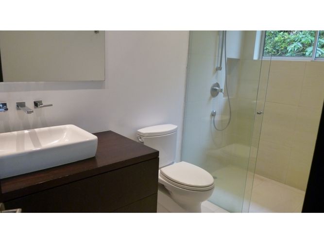 Casa de 4 alcobas en venta en Guaymaral, Bogotá, 419 m² · foto 18 de 24