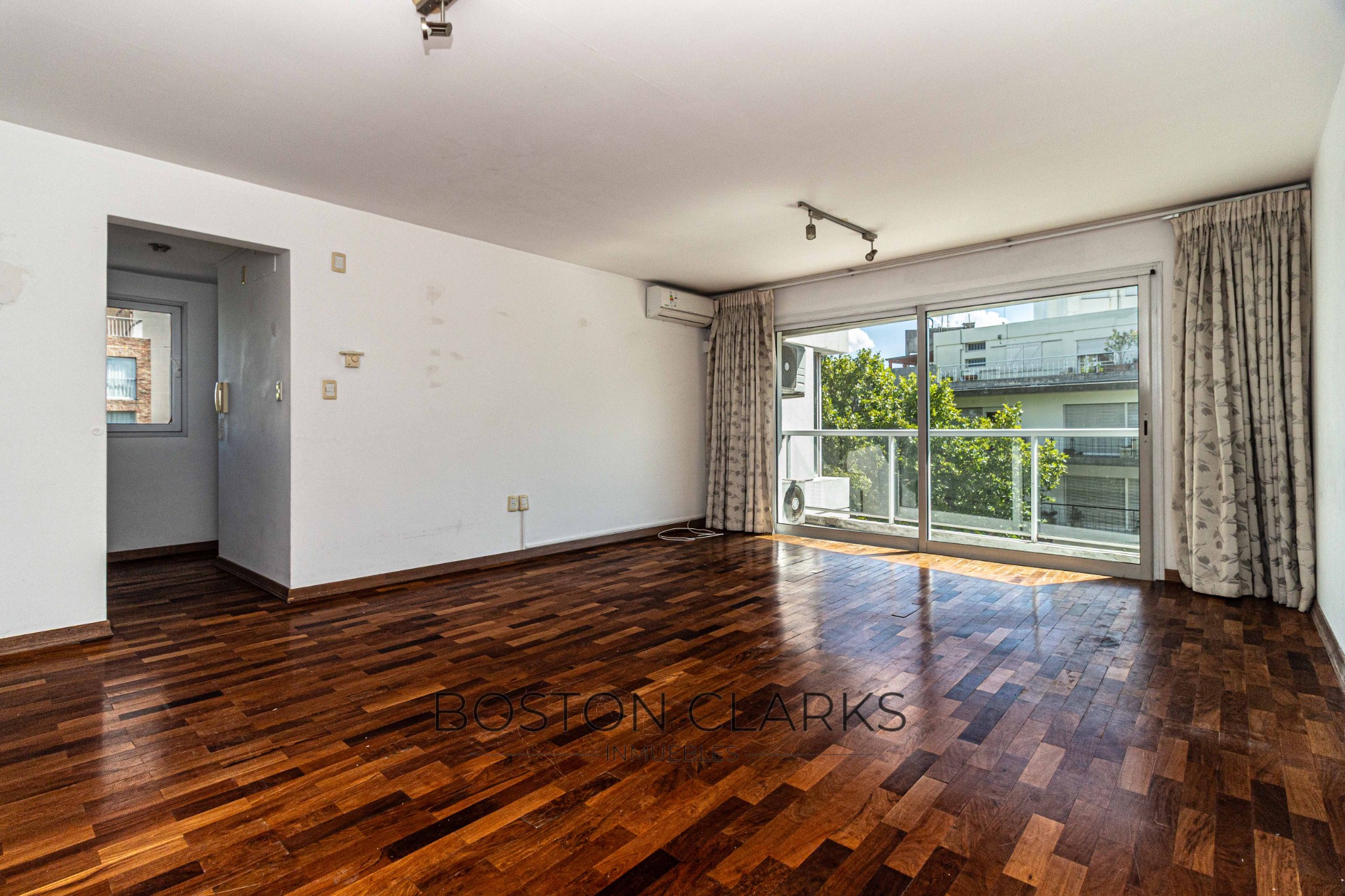 APARTAMENTO DE DOS DORMITORIOS EN VENTA EN POCITOS
