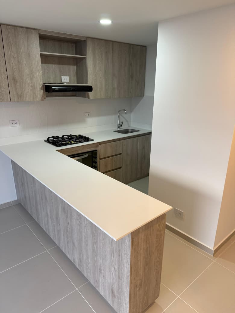 Apartamento en venta en Suramérica, Itagüí · foto 2 de 12