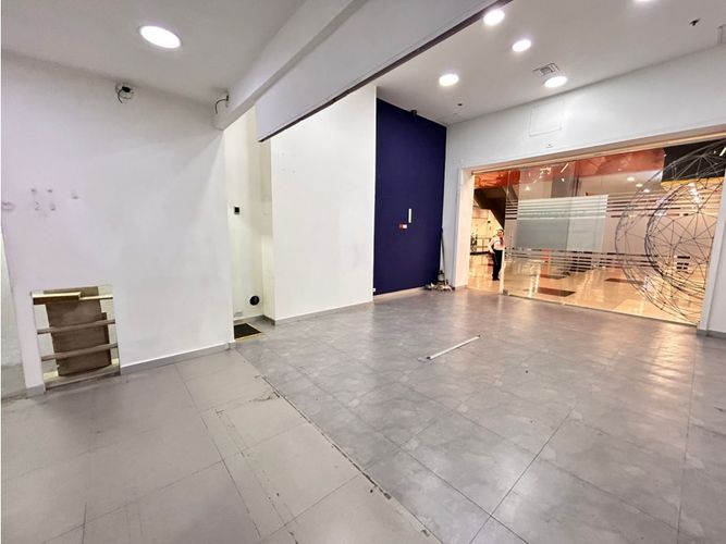 Local en venta en La Candelaria, Medellín, 42 m² · foto 4 de 9