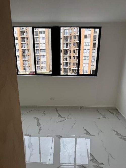 Apartamento de 2 alcobas en venta en Cimarronas, Rionegro, 48 m² · foto 6 de 13