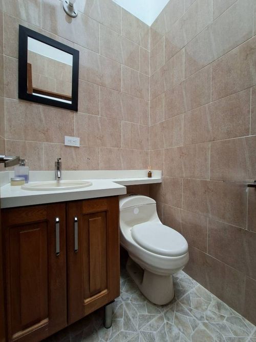Casa de 4 alcobas en venta en El Porvenir, Rionegro, 272 m² · foto 7 de 20