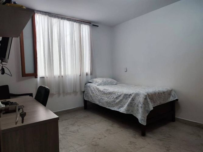 Casa de 4 alcobas en venta en El Porvenir, Rionegro, 272 m² · foto 13 de 20