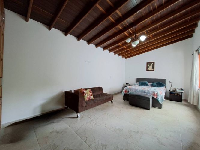 Casa de 4 alcobas en venta en El Porvenir, Rionegro, 272 m² · foto 15 de 20
