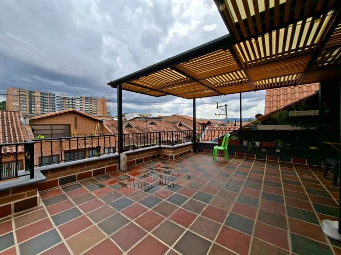 Casa de 4 alcobas en venta en El Porvenir, Rionegro, 272 m² · foto 18 de 20