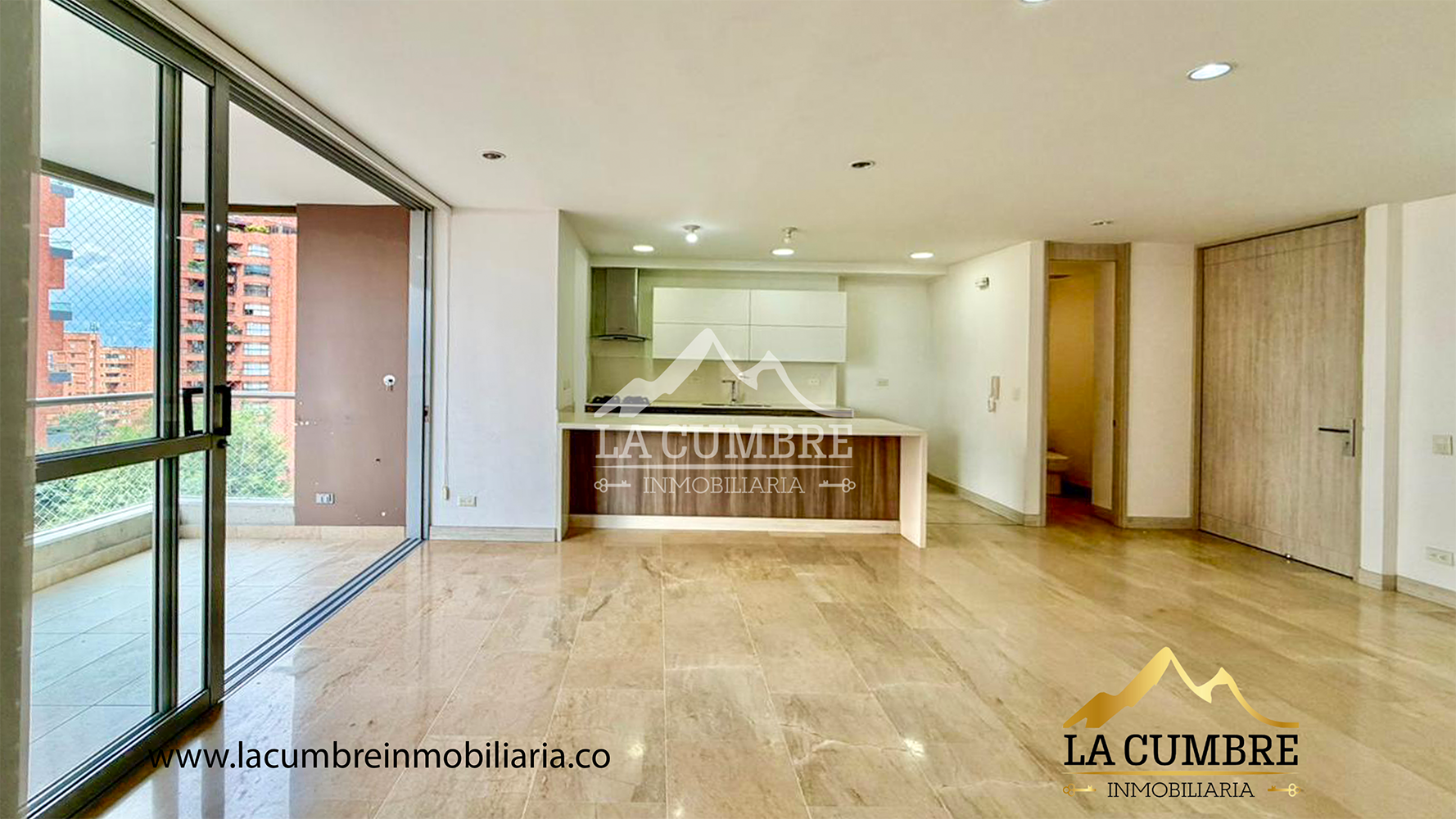 Apartamento en arriendo en Lalinde, Medellín · foto 2 de 19