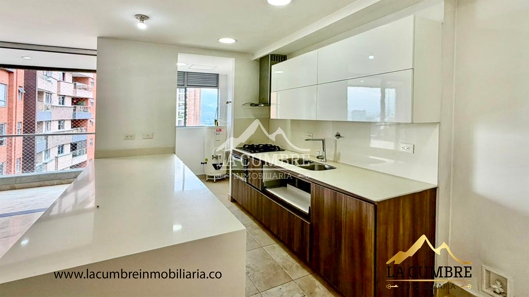 Apartamento en arriendo en Lalinde, Medellín · foto 5 de 19