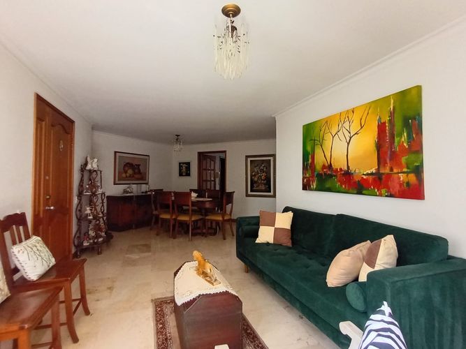 Apartamento de 3 alcobas en venta en Laureles, Medellín, 112 m² · foto 16 de 19