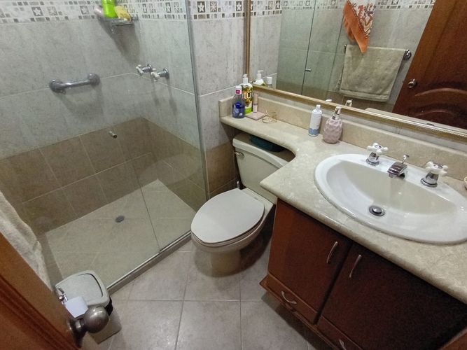 Apartamento de 3 alcobas en venta en Laureles, Medellín, 112 m² · foto 17 de 19