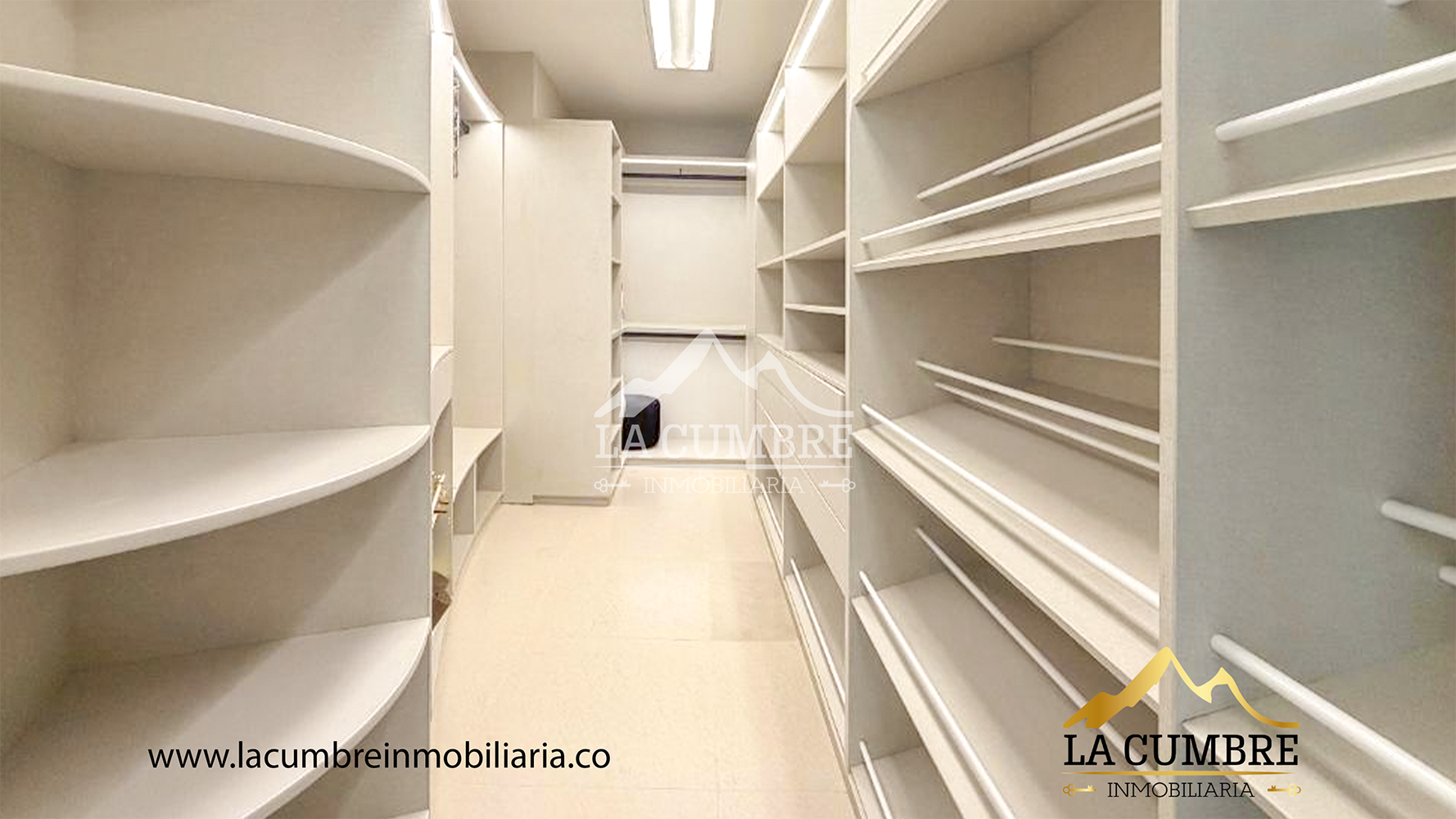 Apartamento en arriendo en Santa Maria De Los Angeles, Medellín · foto 8 de 10