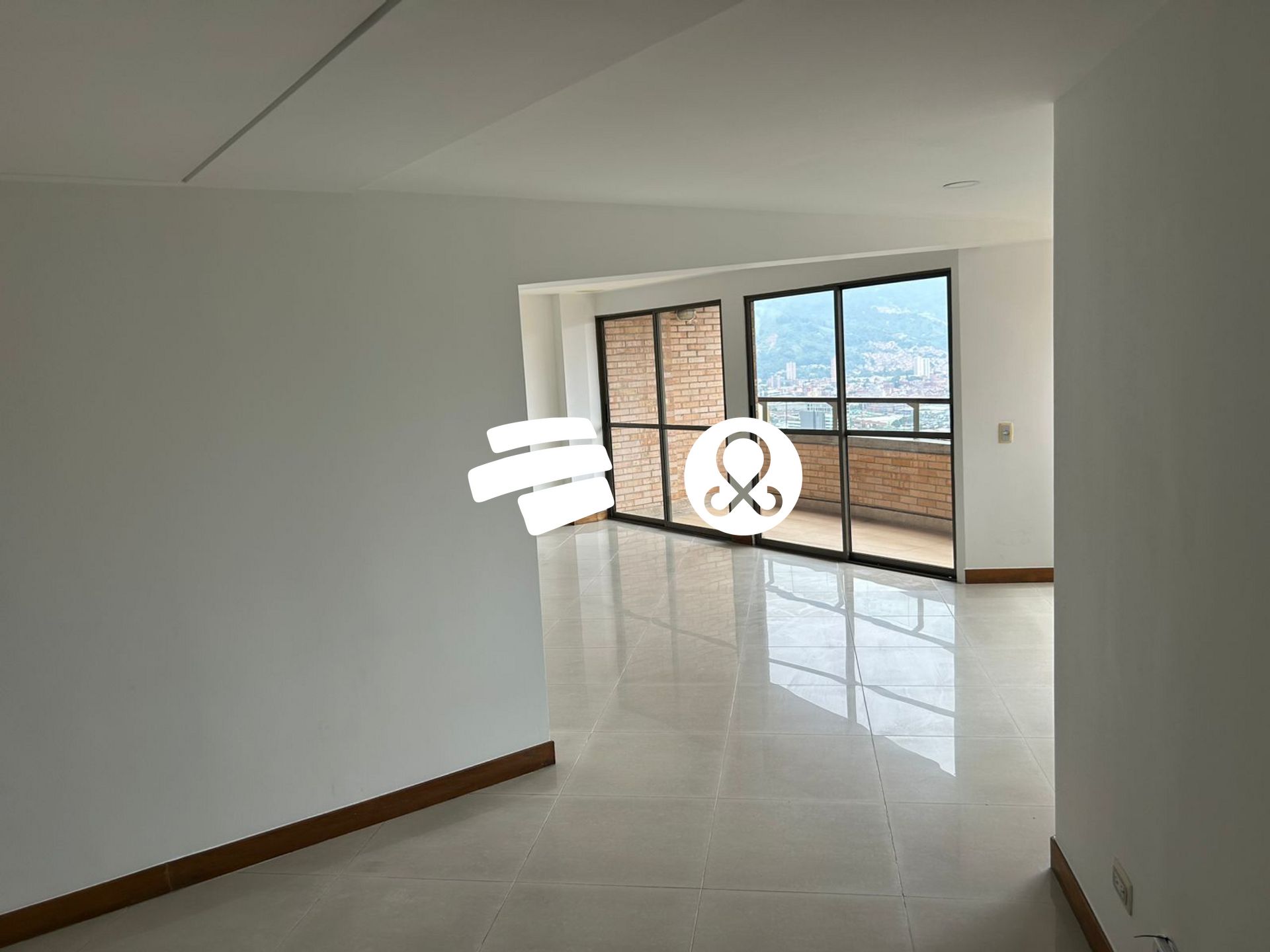 Apartamento de 3 alcobas en venta en Las Lomitas, Sabaneta, 160 m² · foto 4 de 24
