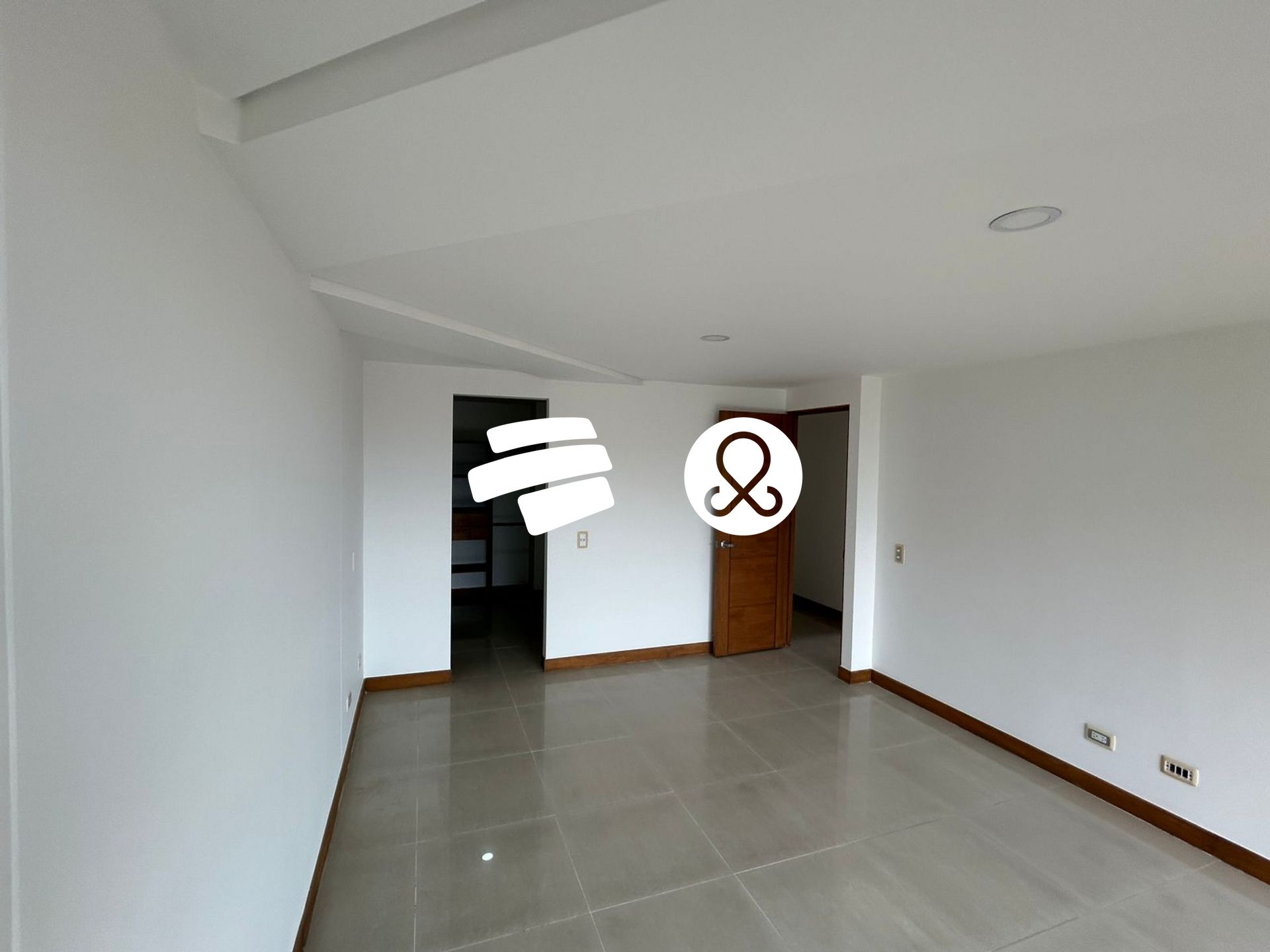 Apartamento de 3 alcobas en venta en Las Lomitas, Sabaneta, 160 m² · foto 14 de 24