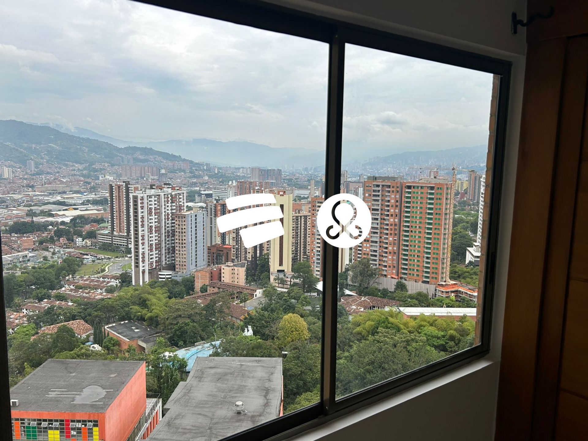Apartamento de 3 alcobas en venta en Las Lomitas, Sabaneta, 160 m² · foto 18 de 24