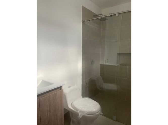 Casa de 4 alcobas en venta en El Porvenir, Rionegro, 165 m² · foto 12 de 12