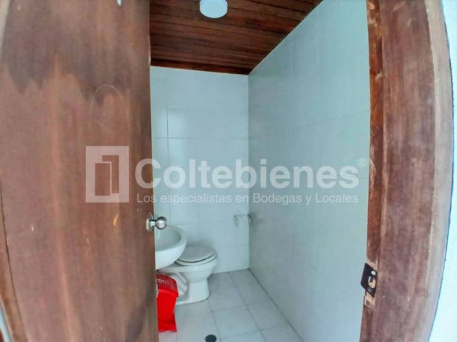 Bodega en venta en Loma De San Julian, Medellín, 180 m² · foto 11 de 12