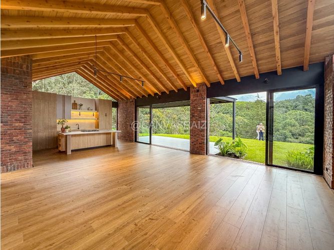Casa de 3 alcobas en venta en Pantanillo, El Retiro, 294 m² · foto 3 de 21