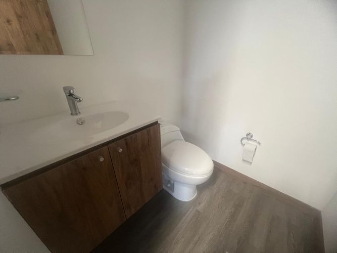 Oficina en arriendo en El Poblado, Medellín, 47 m² · foto 13 de 13