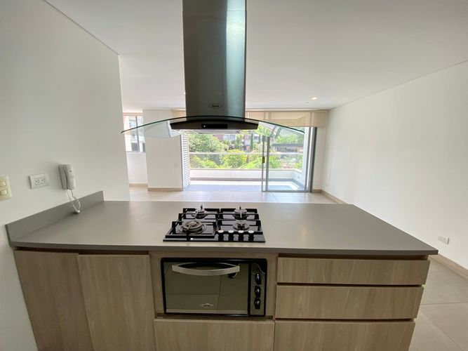 Apartamento de 2 alcobas en arriendo en Loma De Las Brujas, Envigado, 84 m² · foto 5 de 15