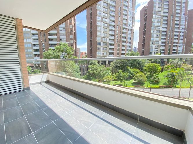 Apartamento de 2 alcobas en arriendo en Loma De Las Brujas, Envigado, 84 m² · foto 15 de 15