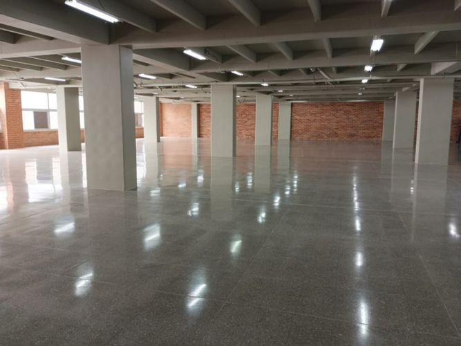 Local en arriendo en Shellmar, Medellín, 580 m² · foto 5 de 5