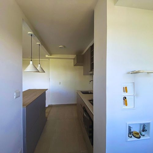 Apartamento de 2 alcobas en venta en Chipre, Rionegro, 54 m² · foto 5 de 12